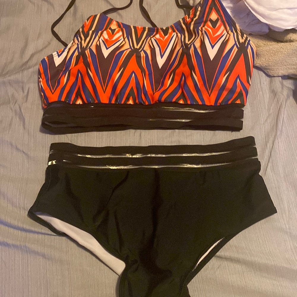 SHEIN Two Piece Swimsuit Set *Never Worn*